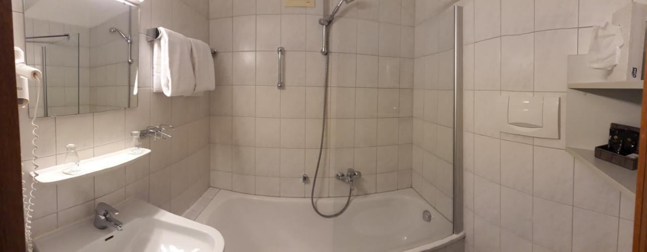 Braustueble Und Hotel Zur Post Weiler-Simmerberg Dış mekan fotoğraf